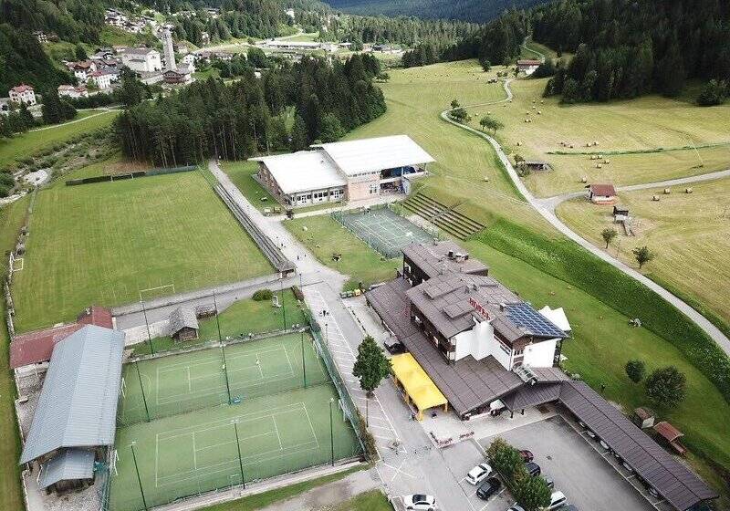 בית מלון כפרי Davost