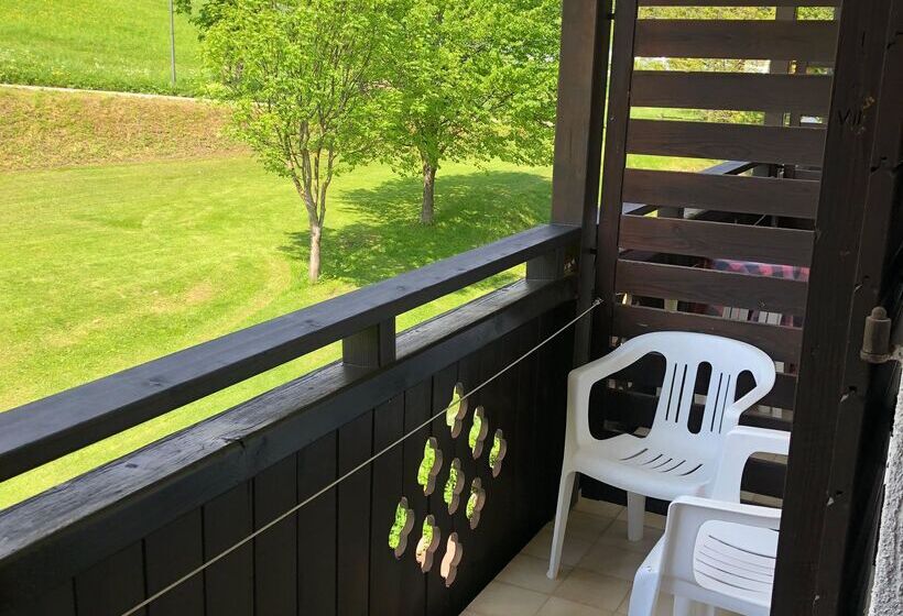 בית מלון כפרי Davost