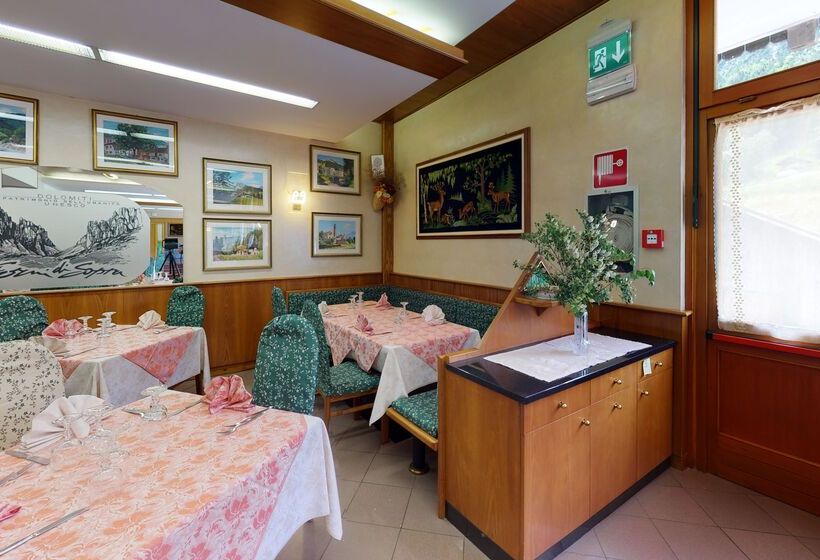 בית מלון כפרי Davost