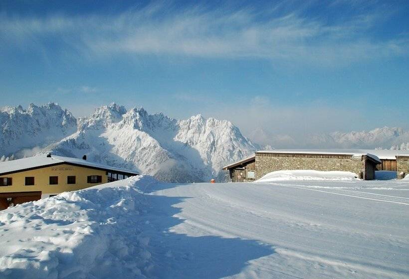 בית מלון כפרי Davost