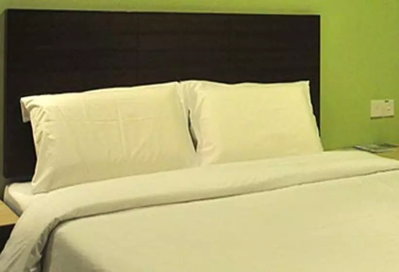 Hotel Golden Bay