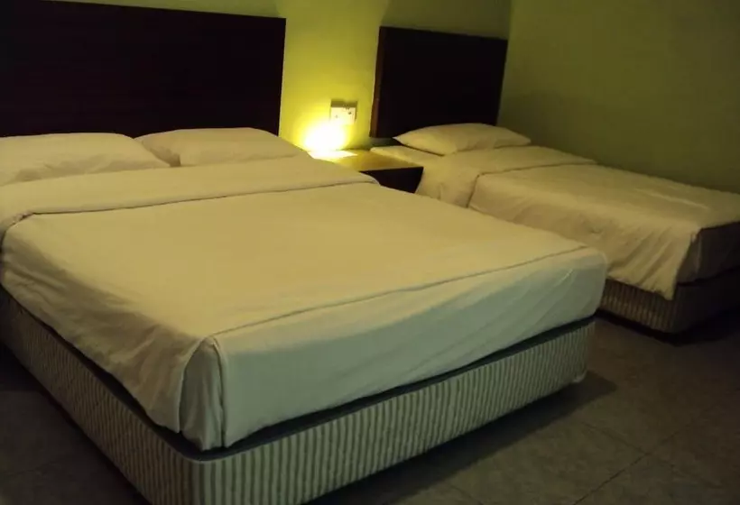 Hotel Golden Bay