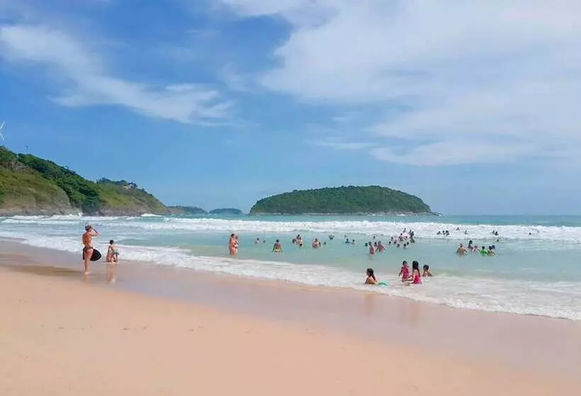 Hotelli Happy Eight Resort Sha