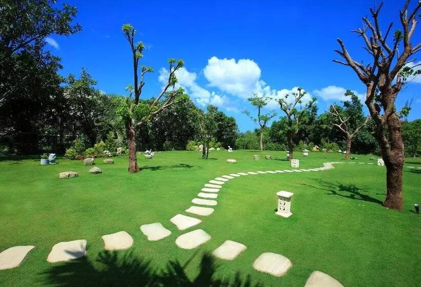 هتل Loveme Resort