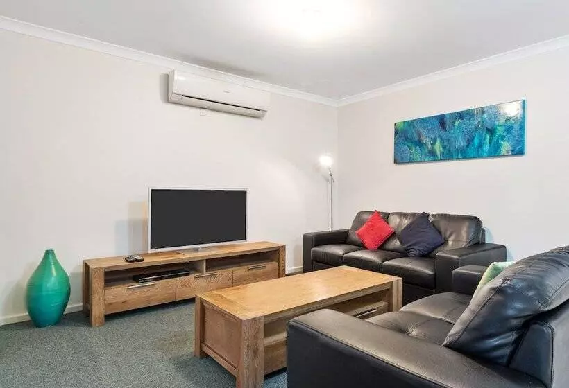 هتل Margaret River Tourist Park