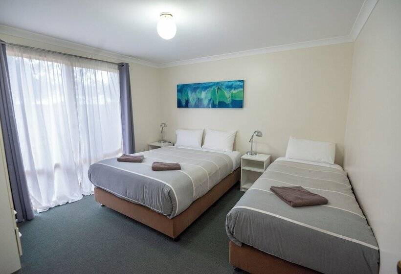 בית מלון כפרי Margaret River Tourist Park