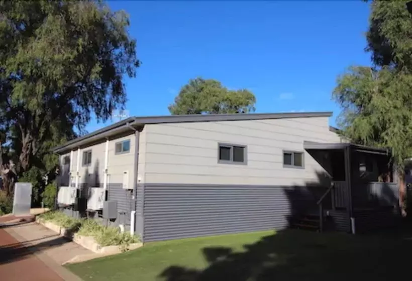 هتل Margaret River Tourist Park