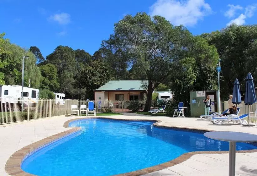 هتل Margaret River Tourist Park