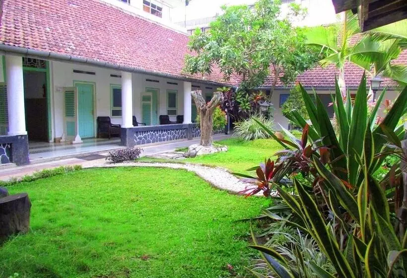 Hotel Riche Heritage