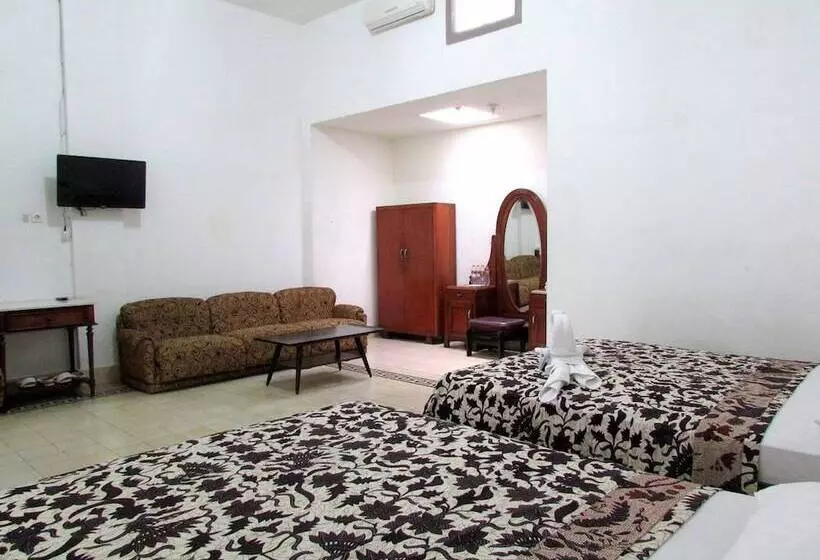 Hotel Riche Heritage