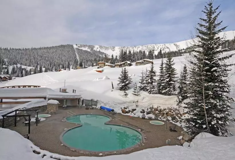 Отель Schweitzer Mountain Resort White Pine Lodge
