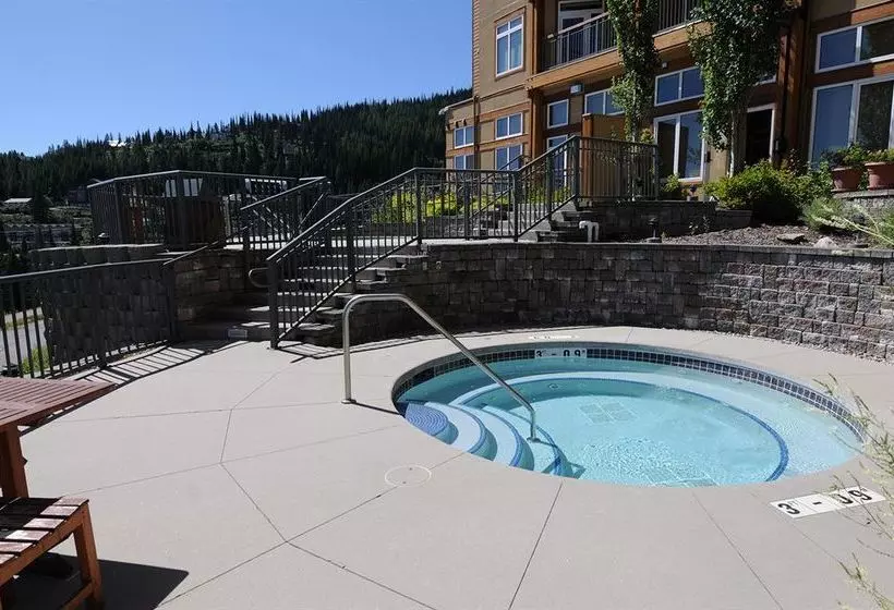 Отель Schweitzer Mountain Resort White Pine Lodge