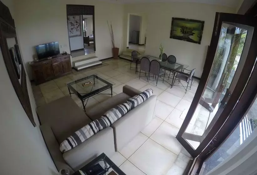 호텔 The Eyes Bali Villa