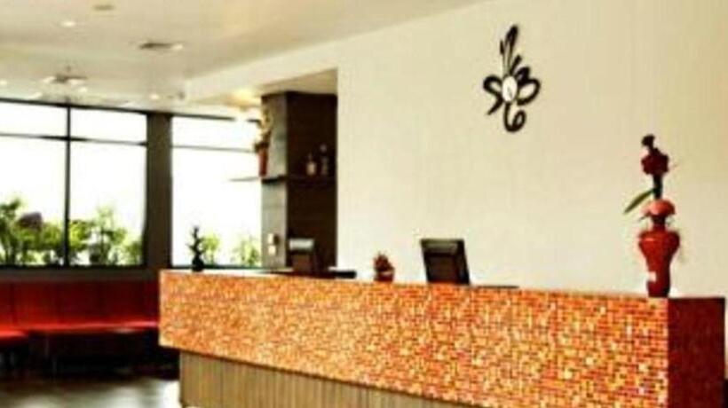 The Sez Hotel Bangsaen