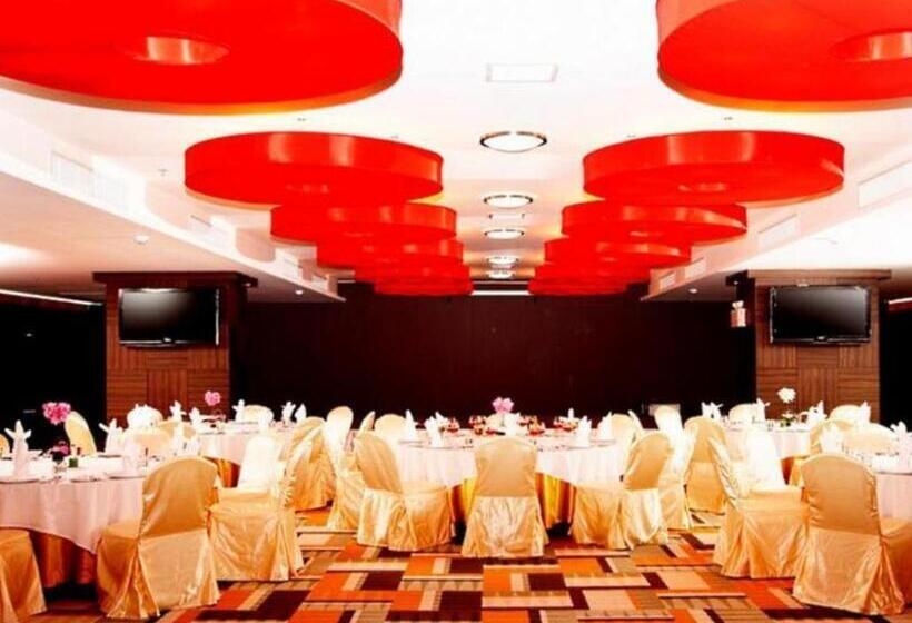 The Sez Hotel Bangsaen