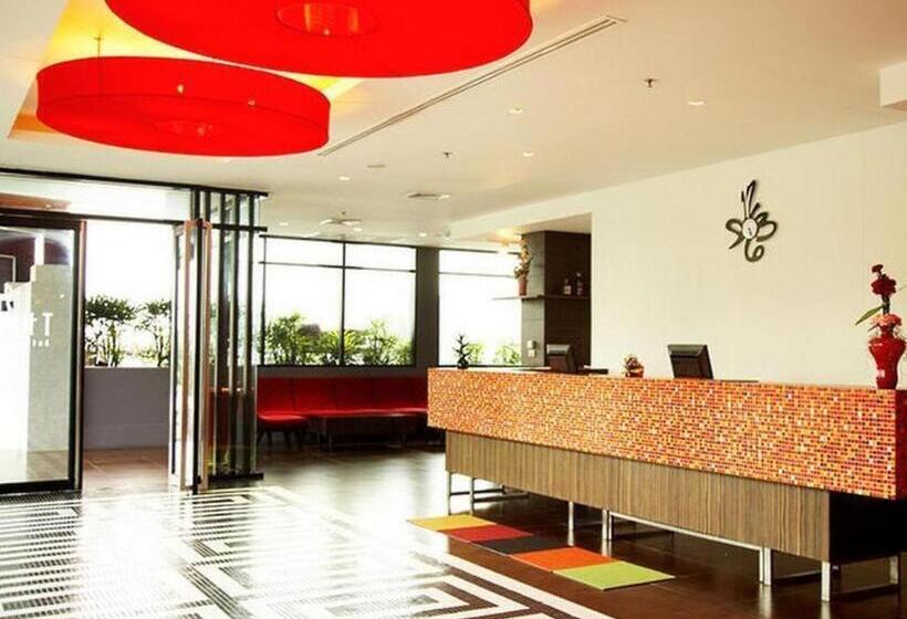 The Sez Hotel Bangsaen