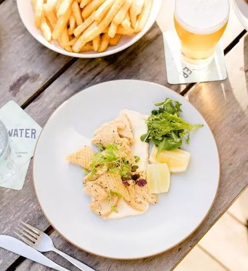 فندق على الطريق Avoca Beach