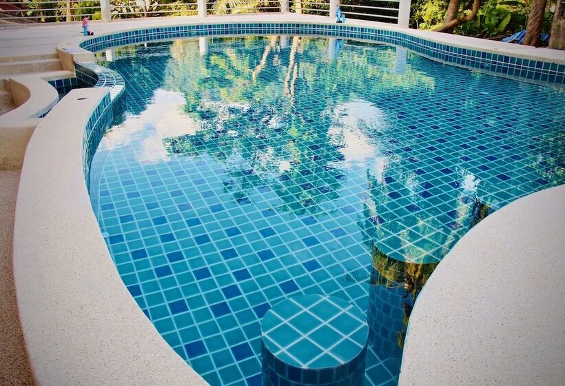 Pensão Budchui Village 2