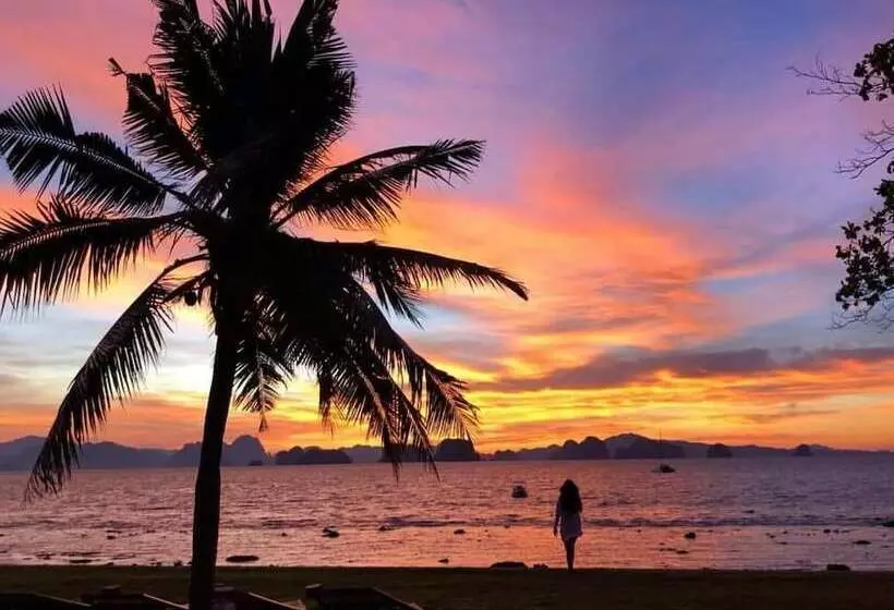 Pensão Holiday Resort Sha Plus