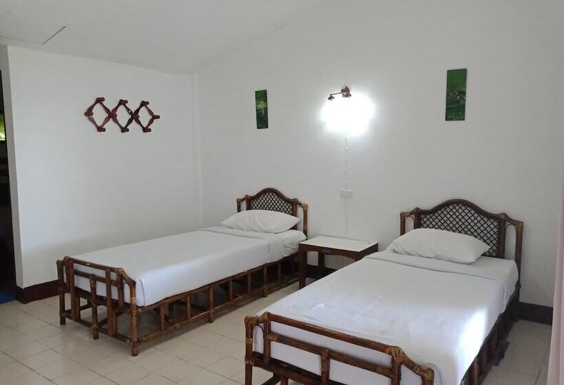 Pensão Holiday Resort Sha Plus