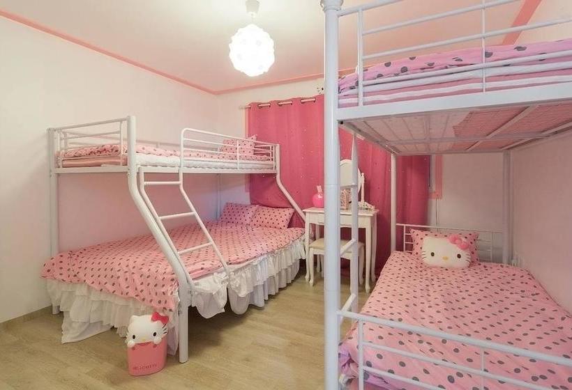 Pansiyon Nanu Guesthouse Pink Female Only