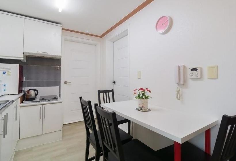 Pansiyon Nanu Guesthouse Pink Female Only