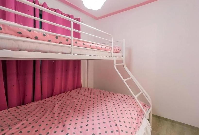 Pansiyon Nanu Guesthouse Pink Female Only