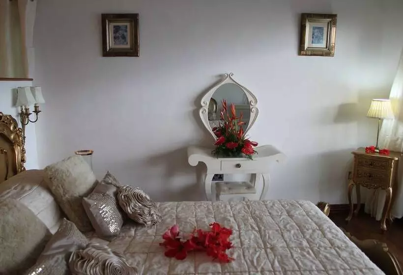 پانسیون Petit Amour Villa