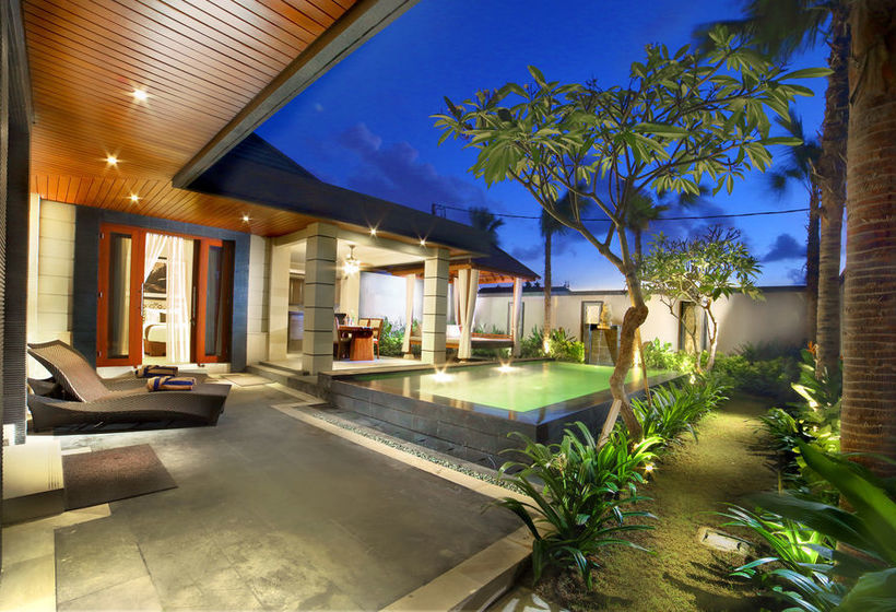 The Banyumas Suite Villa Legian