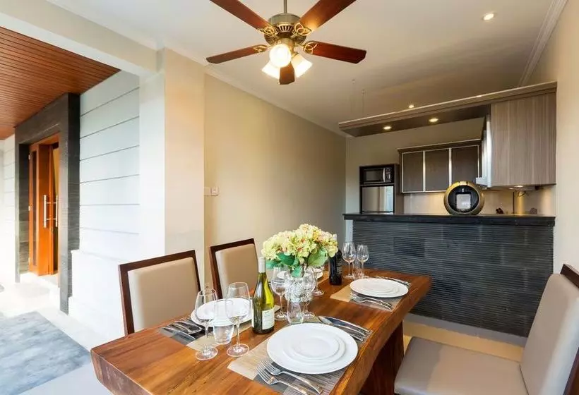 The Banyumas Suite Villa Legian