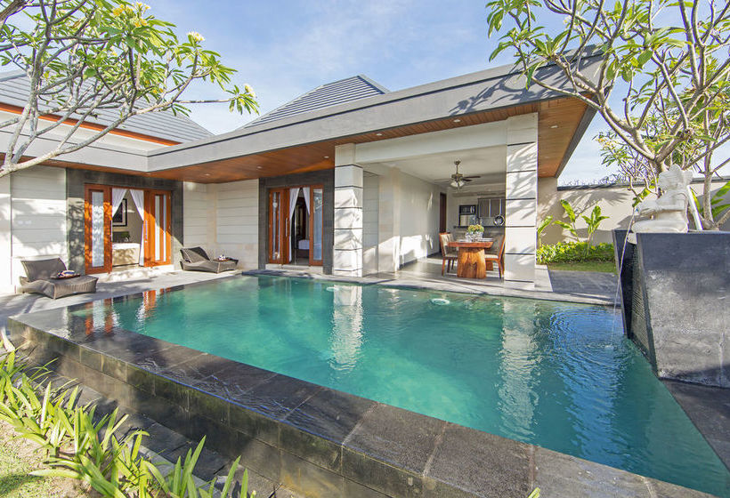 The Banyumas Suite Villa Legian