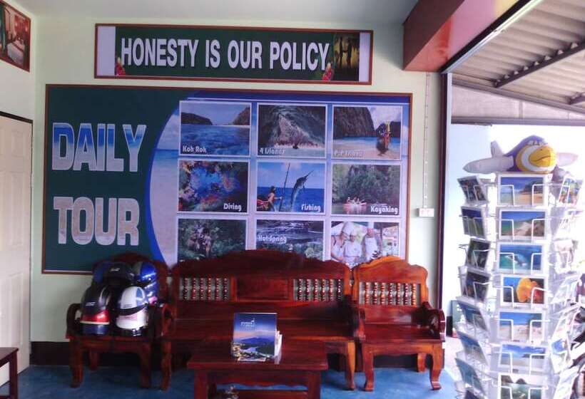 Baan Mook Anda Hostel