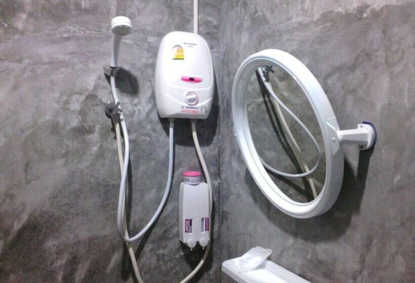 Baan Mook Anda Hostel