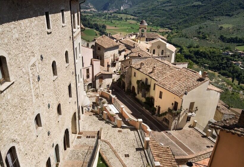 酒店 Albergo Rocca Ranne