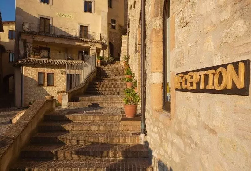 Hotel Albergo Rocca Ranne