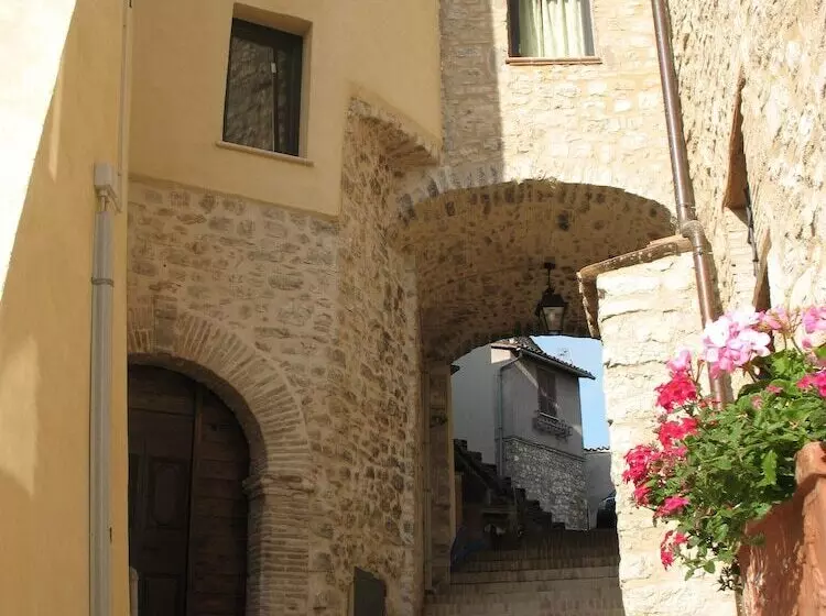 Hotel Albergo Rocca Ranne