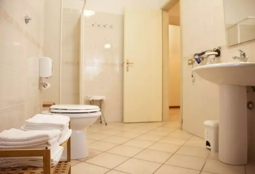 Hotel Albergo Rocca Ranne