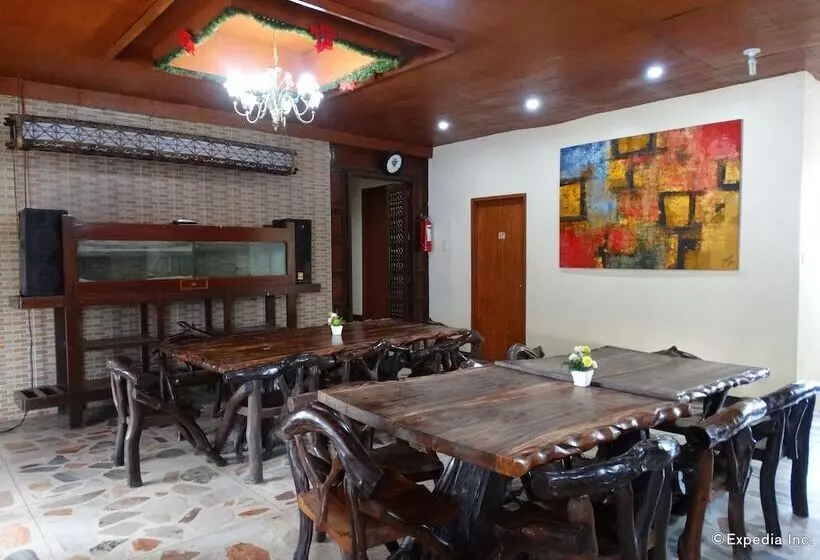 בית מלון כפרי Circon Businessman's Inn