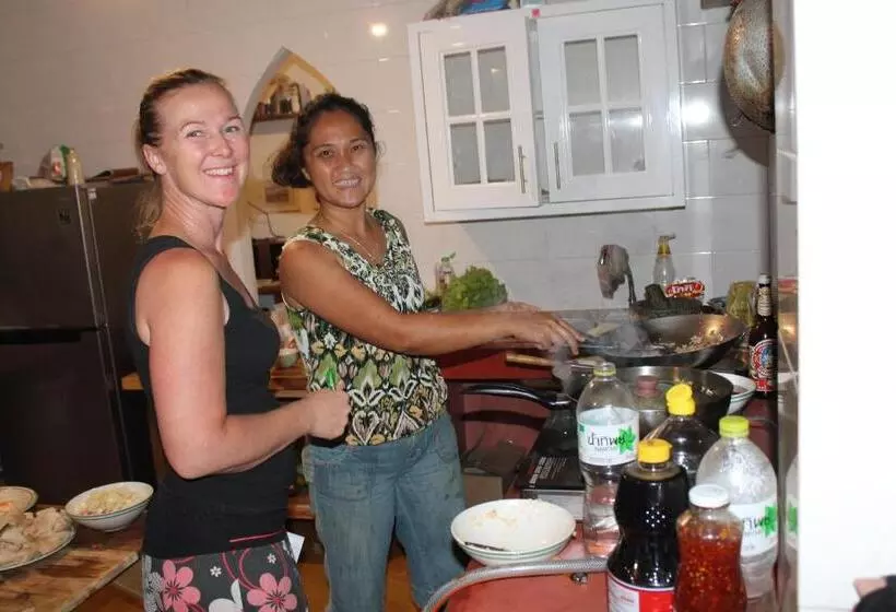 هتل Country Retreat