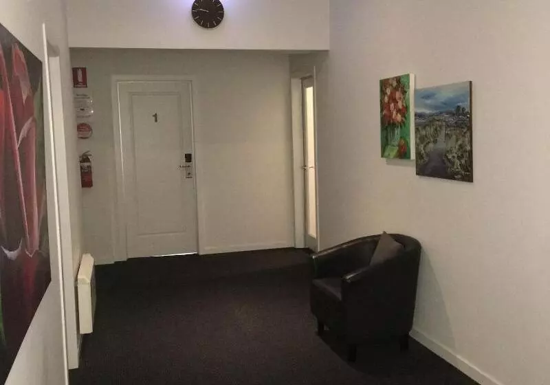 酒店 Doctor Syntax