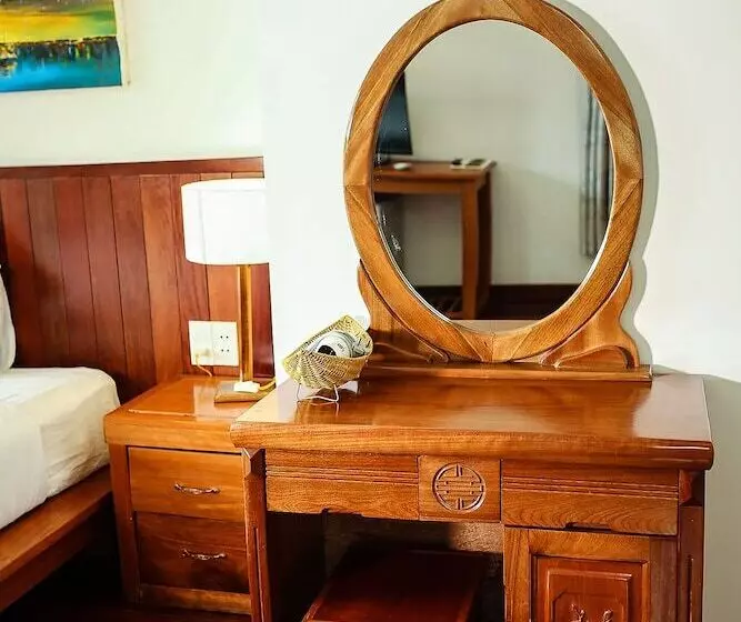 هتل Hoi An Holiday Villa