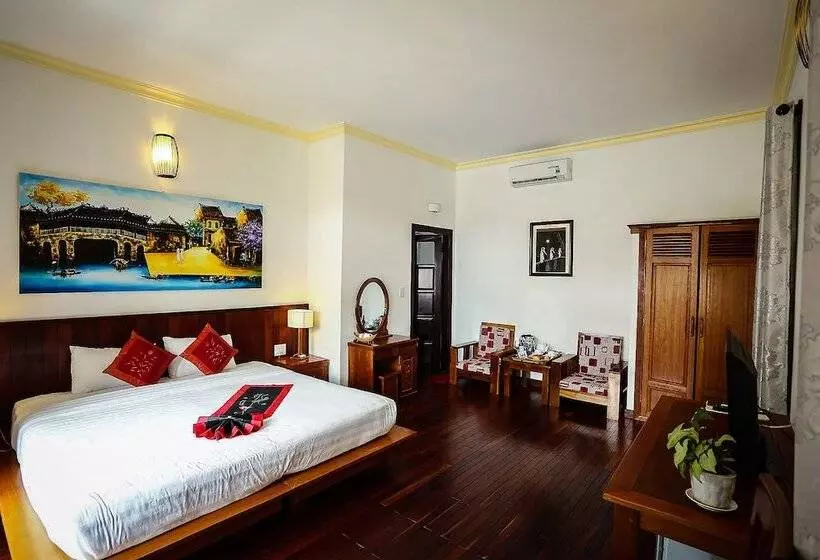 هتل Hoi An Holiday Villa