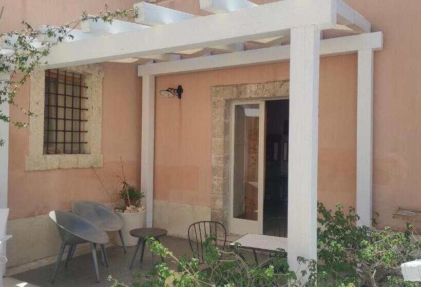 בית מלון כפרי Le Zagare Di Vendicari