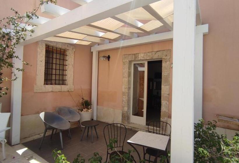 בית מלון כפרי Le Zagare Di Vendicari