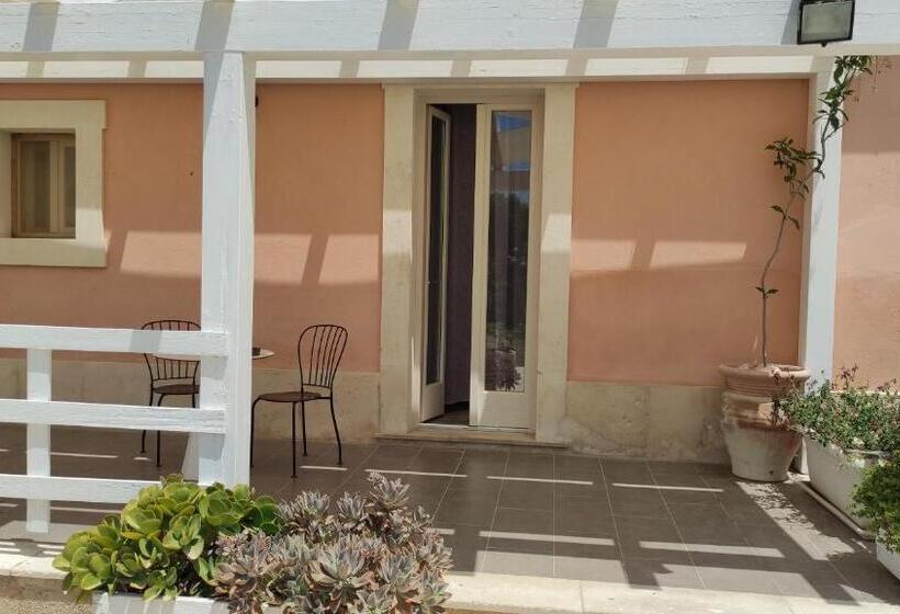 בית מלון כפרי Le Zagare Di Vendicari