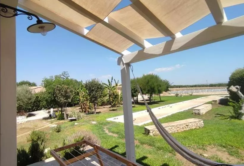 هتل Le Zagare Di Vendicari