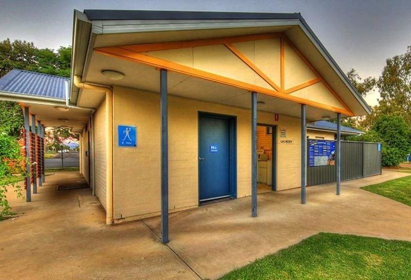 酒店 Narrabri Big Sky Caravan Park