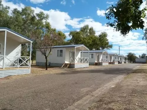 ホテル Narrabri Big Sky Caravan Park