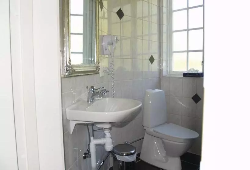 هتل Ringsjö Krog & Wärdshus