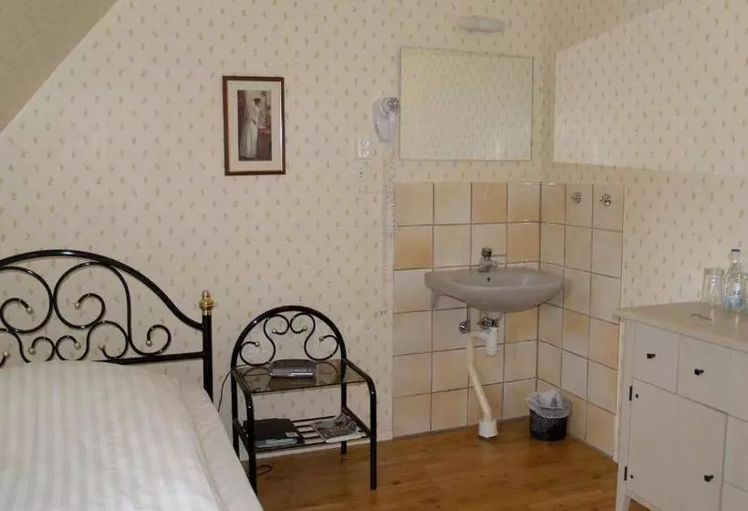 هتل Ringsjö Krog & Wärdshus